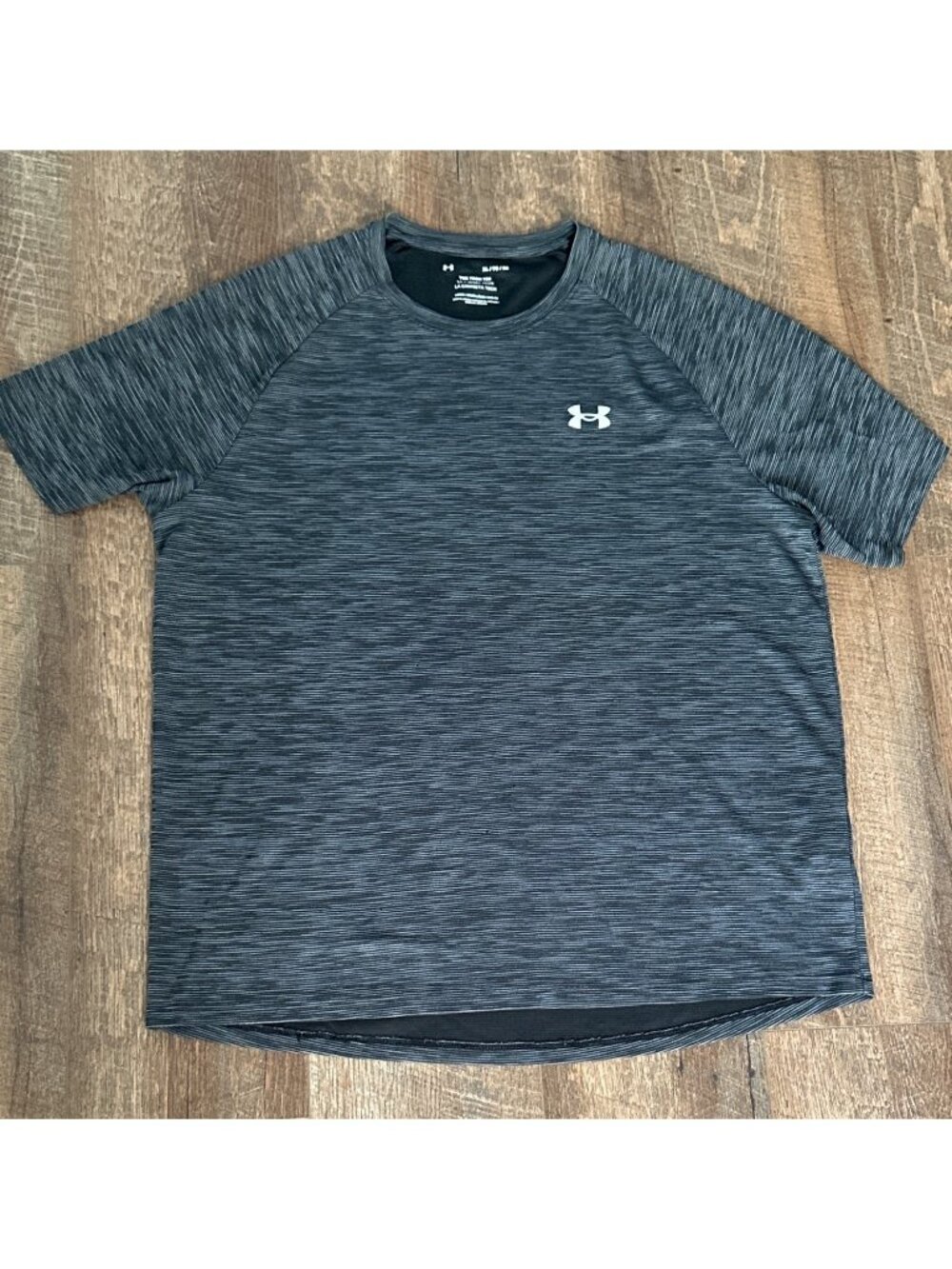 Under Armour Mens Loose Fit XL Grey Striped Tech T-Shirt Lightweight Activewear